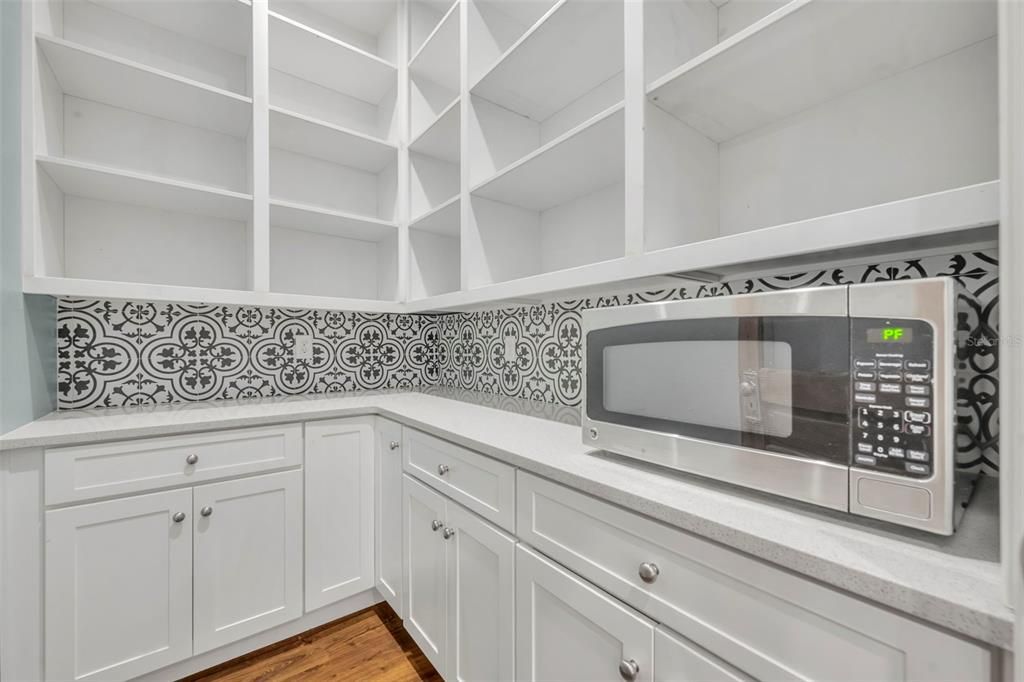 На продажу: $739,000 (4 спален, 3 ванн, 3281 Квадратных фут)