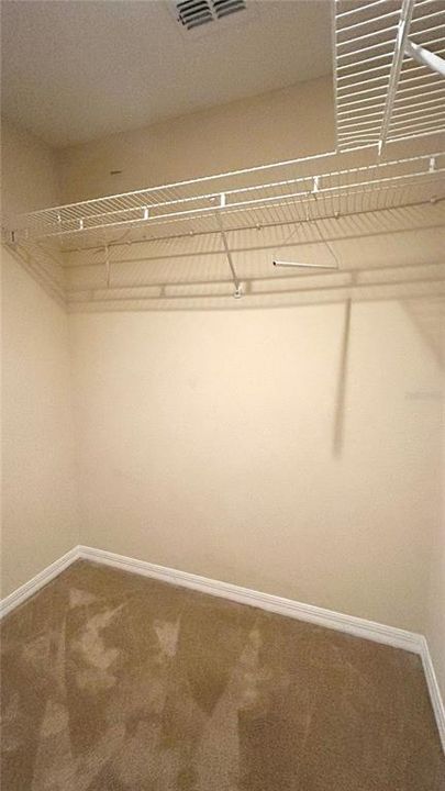 For Rent: $2,200 (3 beds, 2 baths, 1369 Square Feet)