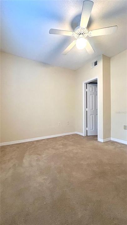 For Rent: $2,200 (3 beds, 2 baths, 1369 Square Feet)
