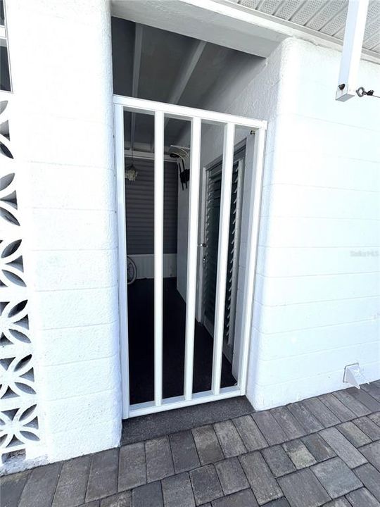 На продажу: $189,000 (2 спален, 1 ванн, 711 Квадратных фут)