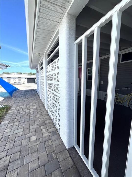 На продажу: $189,000 (2 спален, 1 ванн, 711 Квадратных фут)