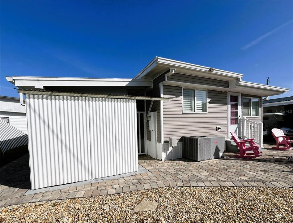 На продажу: $189,000 (2 спален, 1 ванн, 711 Квадратных фут)