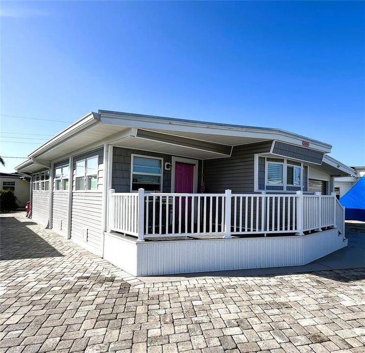 На продажу: $189,000 (2 спален, 1 ванн, 711 Квадратных фут)