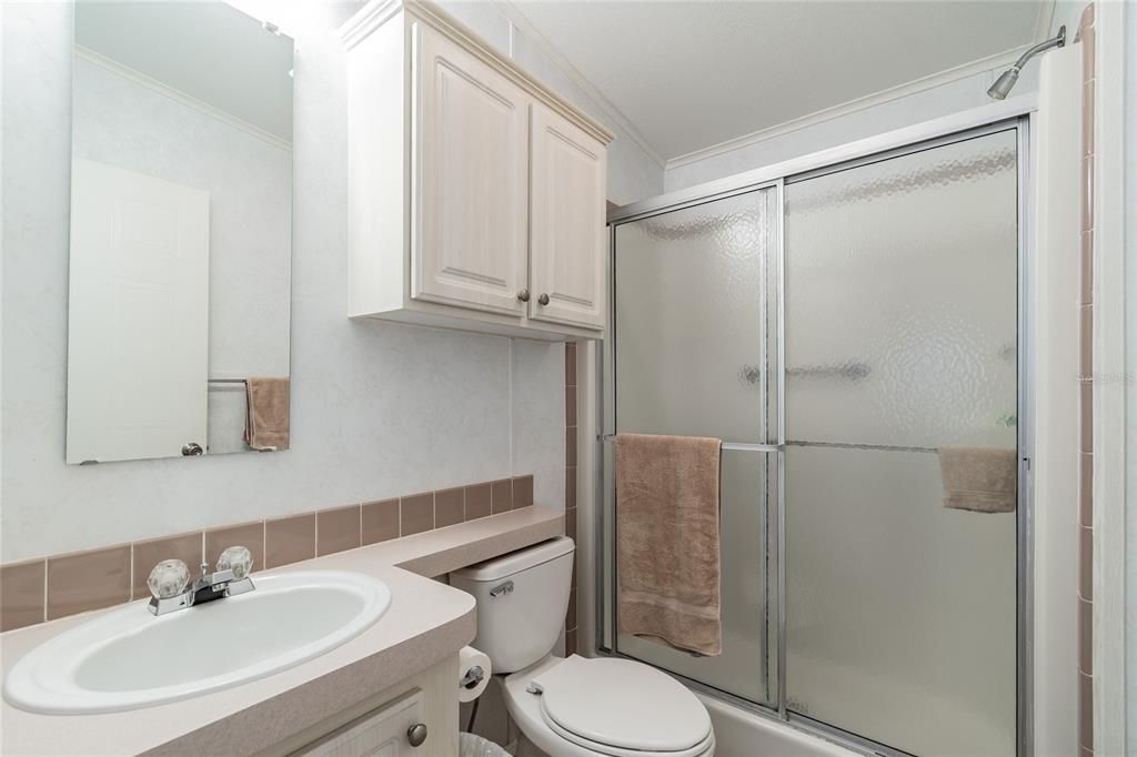 For Sale: $179,000 (2 beds, 2 baths, 1164 Square Feet)