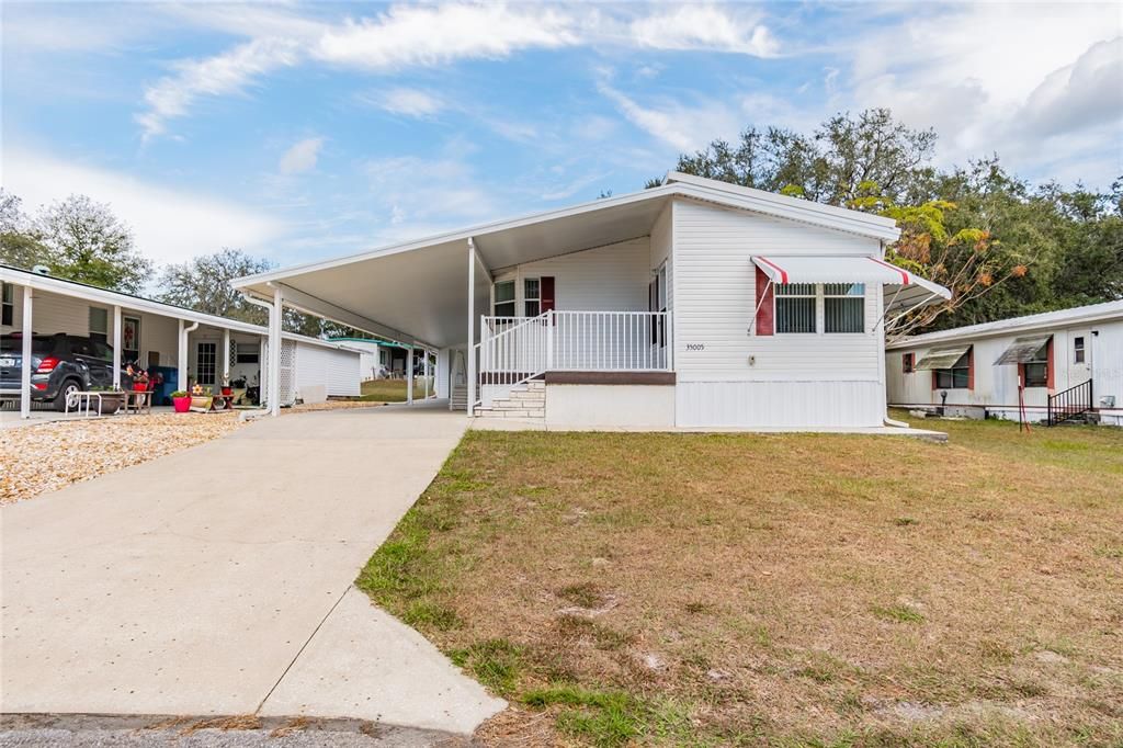 For Sale: $179,000 (2 beds, 2 baths, 1164 Square Feet)