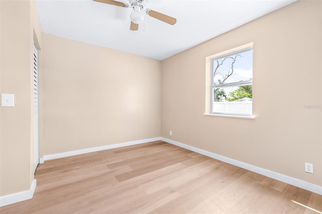 For Sale: $234,500 (3 beds, 2 baths, 1136 Square Feet)