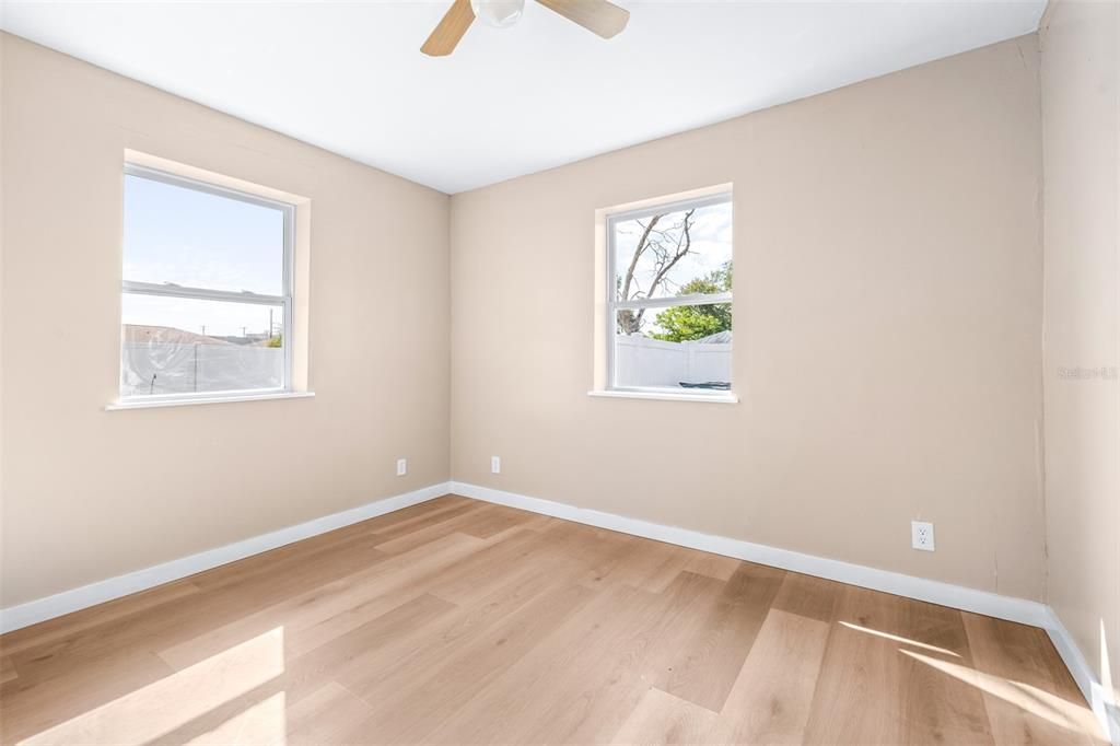 For Sale: $234,500 (3 beds, 2 baths, 1136 Square Feet)