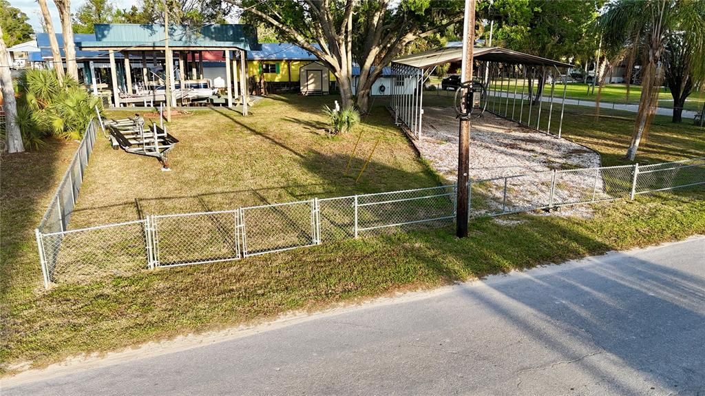 En Venta: $329,000 (0.40 acres)