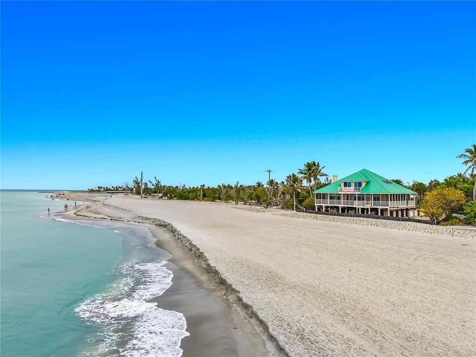 For Sale: $3,900,000 (4 beds, 4 baths, 2152 Square Feet)