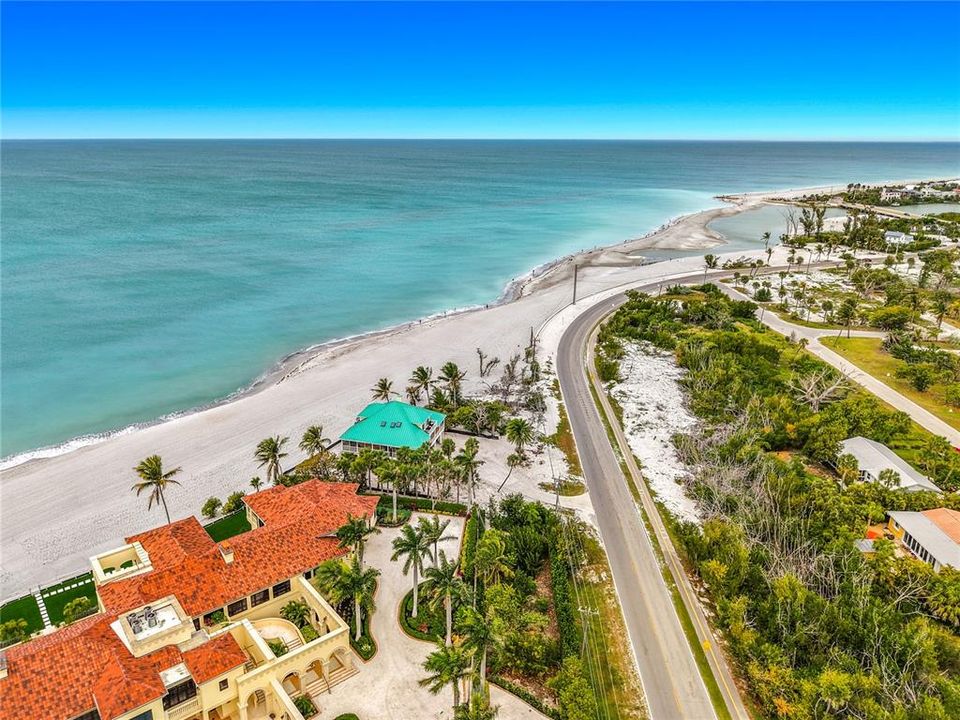 For Sale: $3,900,000 (4 beds, 4 baths, 2152 Square Feet)