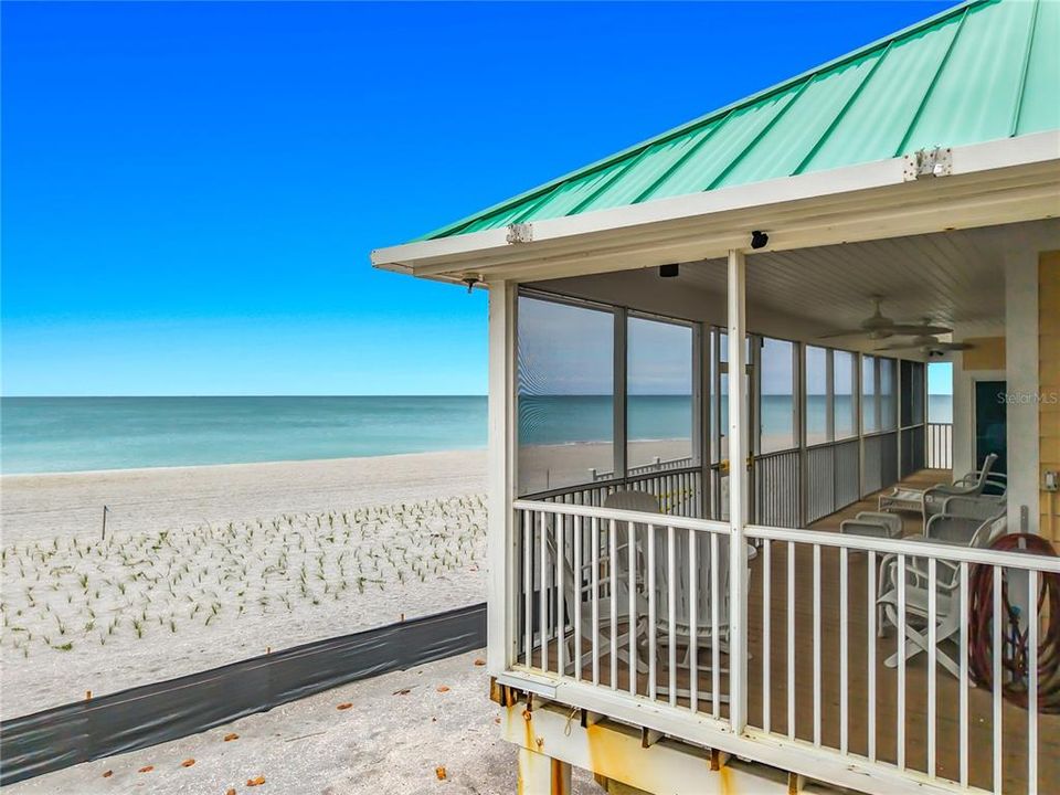 For Sale: $3,900,000 (4 beds, 4 baths, 2152 Square Feet)