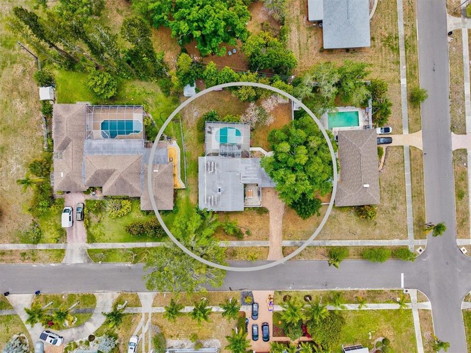 En Venta: $660,000 (3 camas, 3 baños, 1992 Pies cuadrados)
