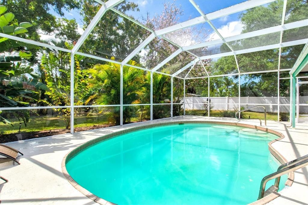 En Venta: $660,000 (3 camas, 3 baños, 1992 Pies cuadrados)