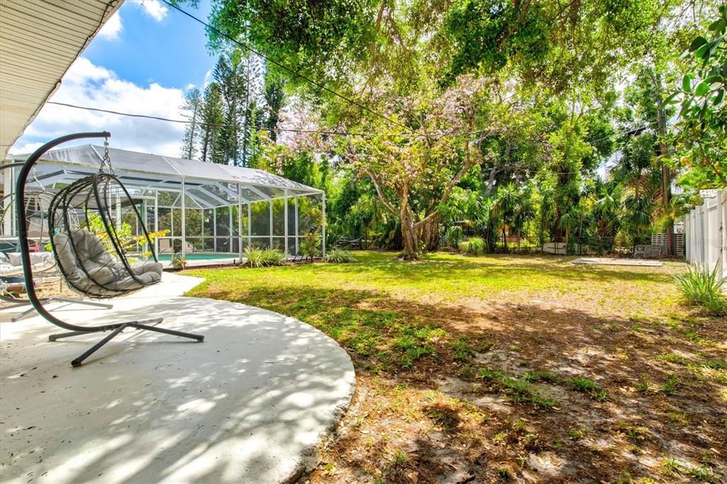 En Venta: $660,000 (3 camas, 3 baños, 1992 Pies cuadrados)