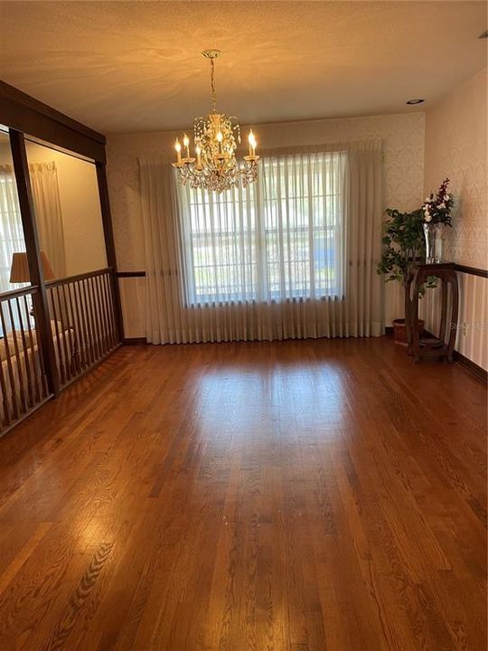 For Sale: $539,000 (4 beds, 3 baths, 3542 Square Feet)
