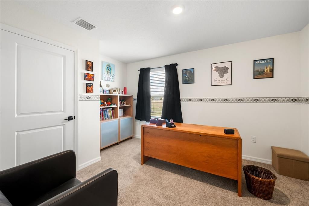 For Rent: $2,600 (5 beds, 3 baths, 2370 Square Feet)