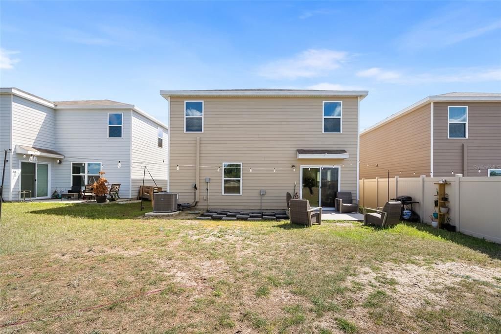 For Rent: $2,600 (5 beds, 3 baths, 2370 Square Feet)