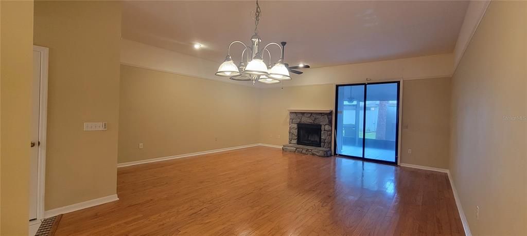 En Renta: $1,750 (2 camas, 2 baños, 1660 Pies cuadrados)