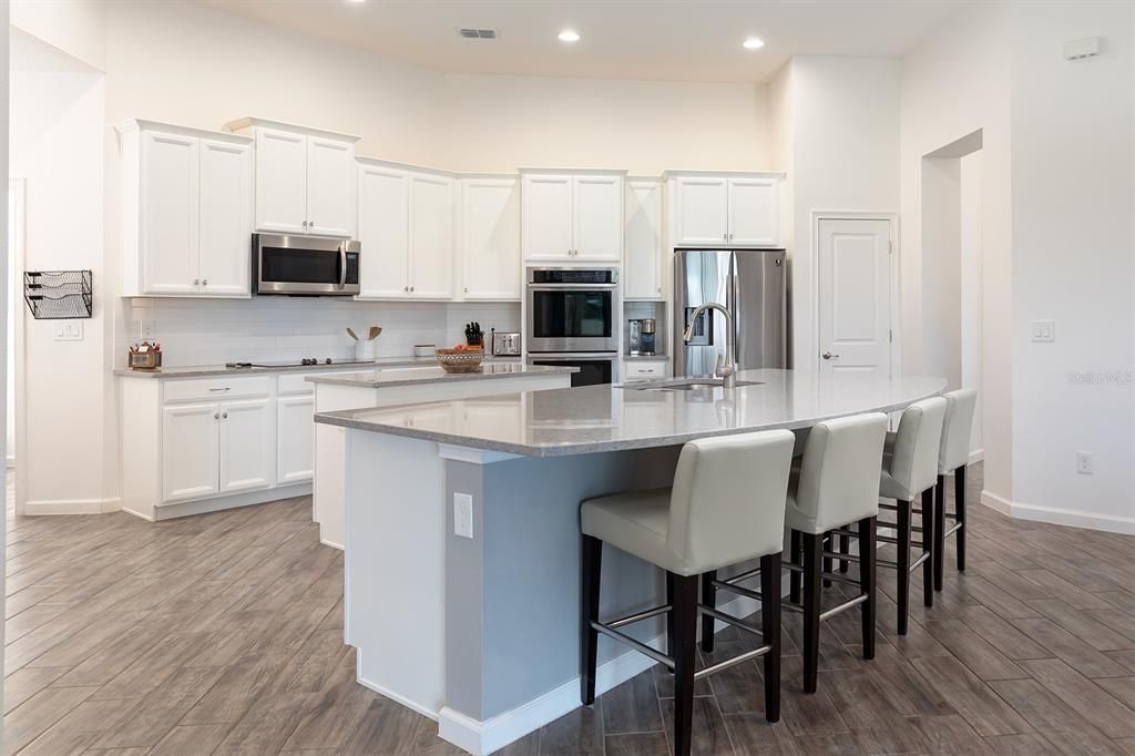Active With Contract: $575,000 (4 beds, 3 baths, 2621 Square Feet)