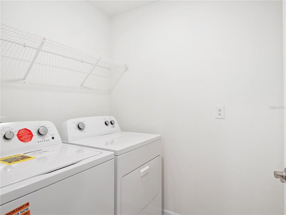 For Rent: $2,200 (4 beds, 2 baths, 1828 Square Feet)