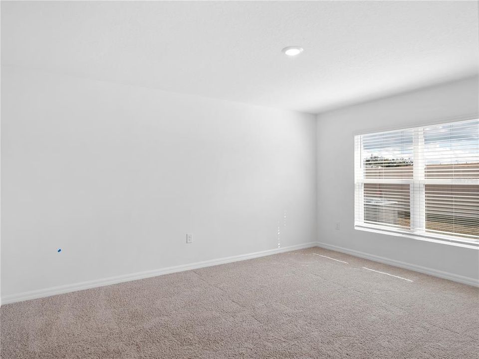 For Rent: $2,200 (4 beds, 2 baths, 1828 Square Feet)
