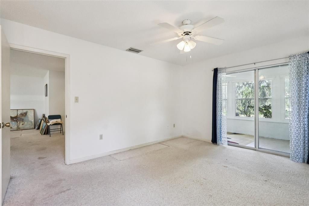 For Sale: $255,000 (2 beds, 2 baths, 1524 Square Feet)