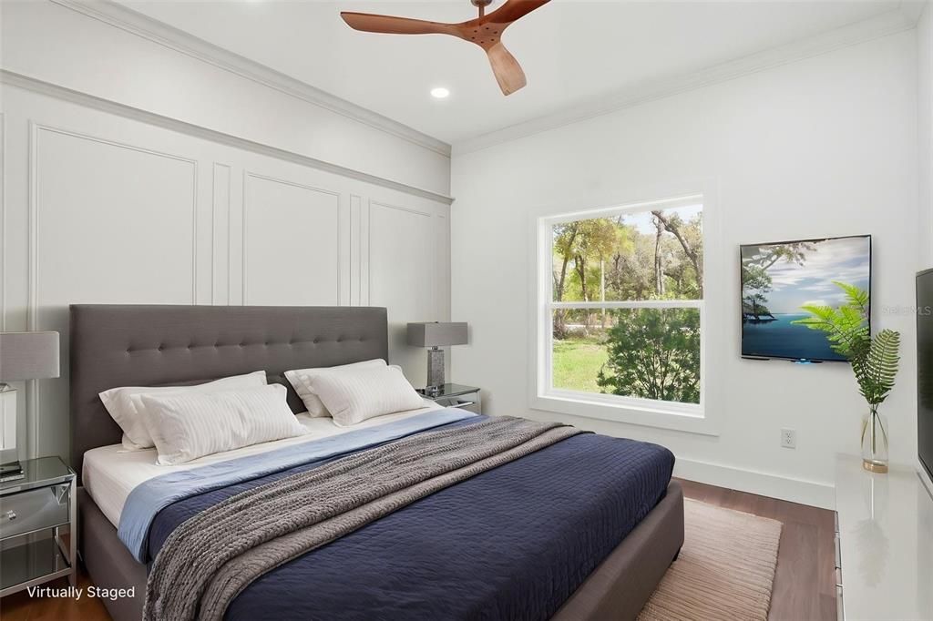 For Sale: $549,900 (3 beds, 2 baths, 2346 Square Feet)
