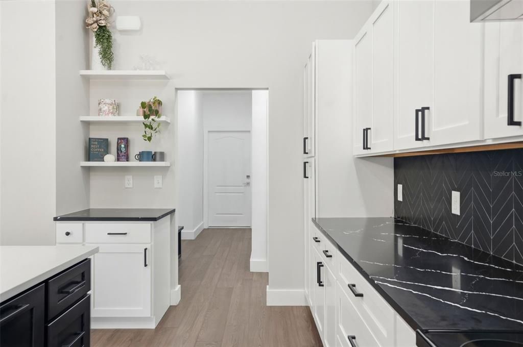 For Sale: $549,900 (3 beds, 2 baths, 2346 Square Feet)