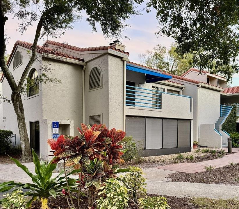 En Venta: $299,000 (2 camas, 2 baños, 1164 Pies cuadrados)