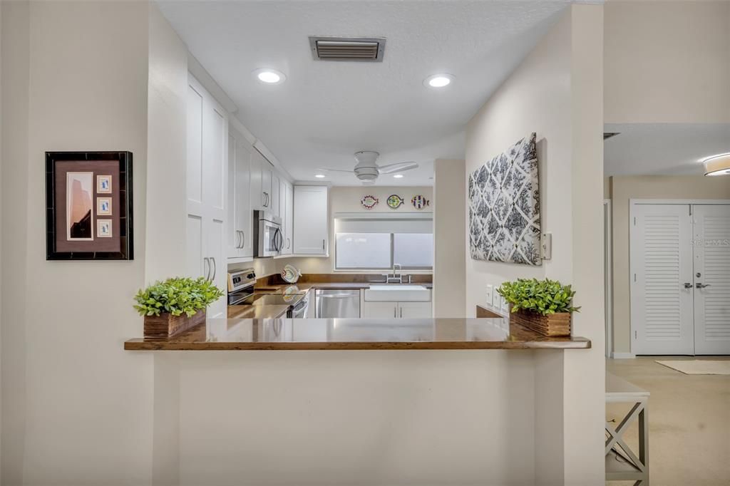 En Venta: $299,000 (2 camas, 2 baños, 1164 Pies cuadrados)