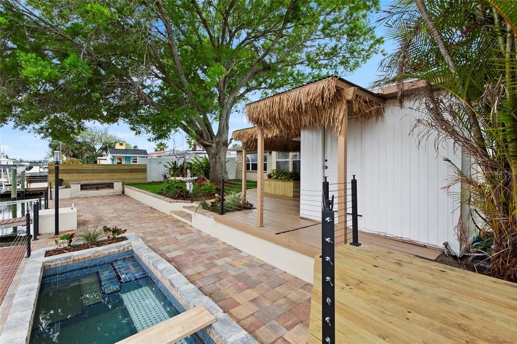 For Sale: $569,900 (4 beds, 2 baths, 2048 Square Feet)