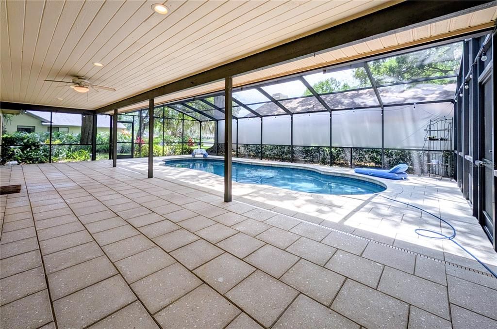 En Venta: $950,000 (4 camas, 3 baños, 3543 Pies cuadrados)