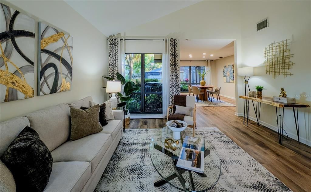 En Venta: $950,000 (4 camas, 3 baños, 3543 Pies cuadrados)