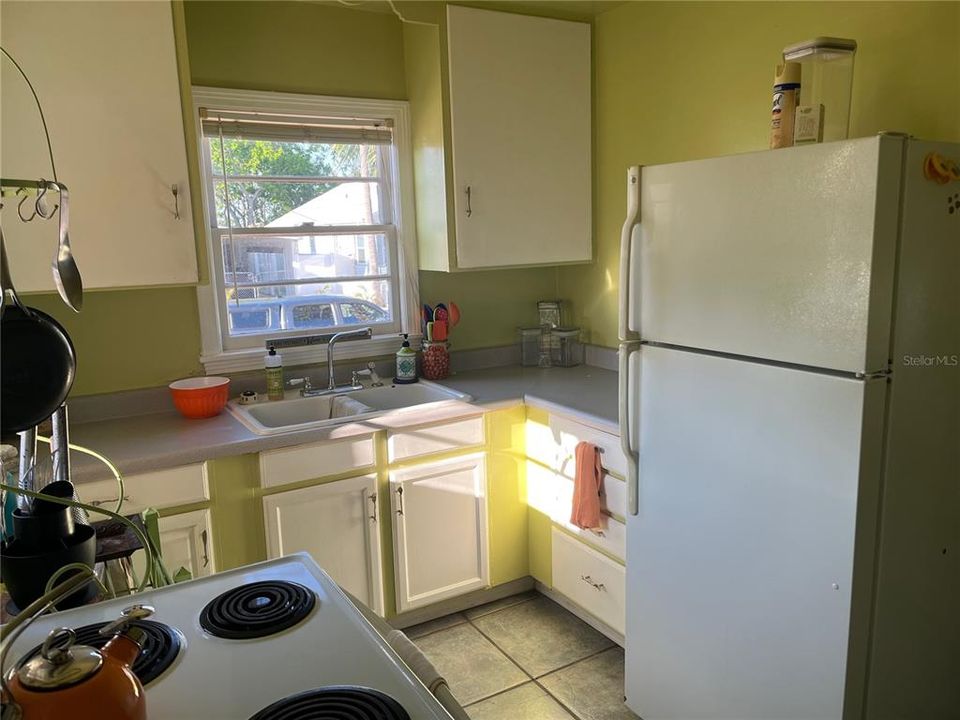Activo con contrato: $269,900 (2 camas, 1 baños, 882 Pies cuadrados)