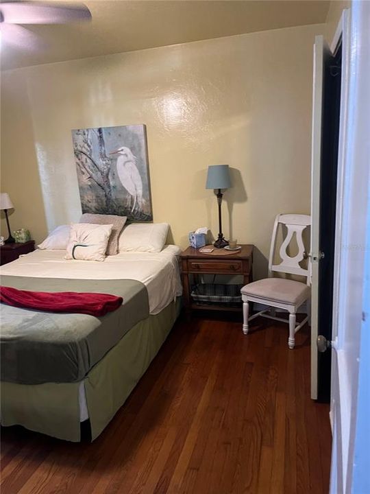 Activo con contrato: $269,900 (2 camas, 1 baños, 882 Pies cuadrados)