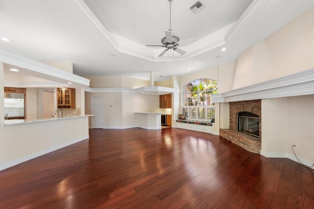 En Venta: $2,075,000 (4 camas, 4 baños, 4975 Pies cuadrados)