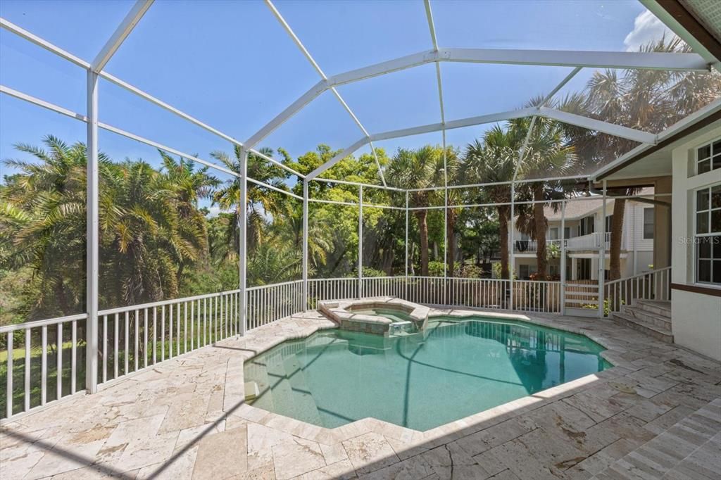 En Venta: $2,075,000 (4 camas, 4 baños, 4975 Pies cuadrados)