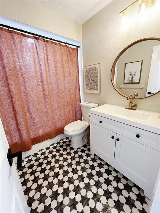 На продажу: $299,000 (2 спален, 2 ванн, 1275 Квадратных фут)