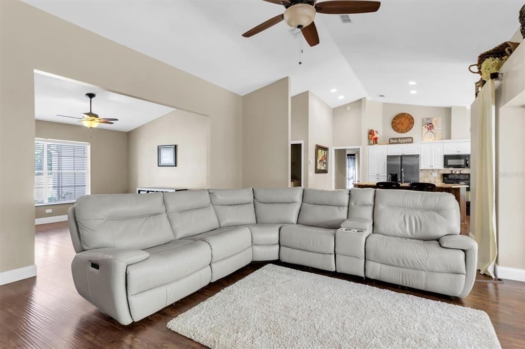 Active With Contract: $525,000 (3 beds, 2 baths, 2169 Square Feet)