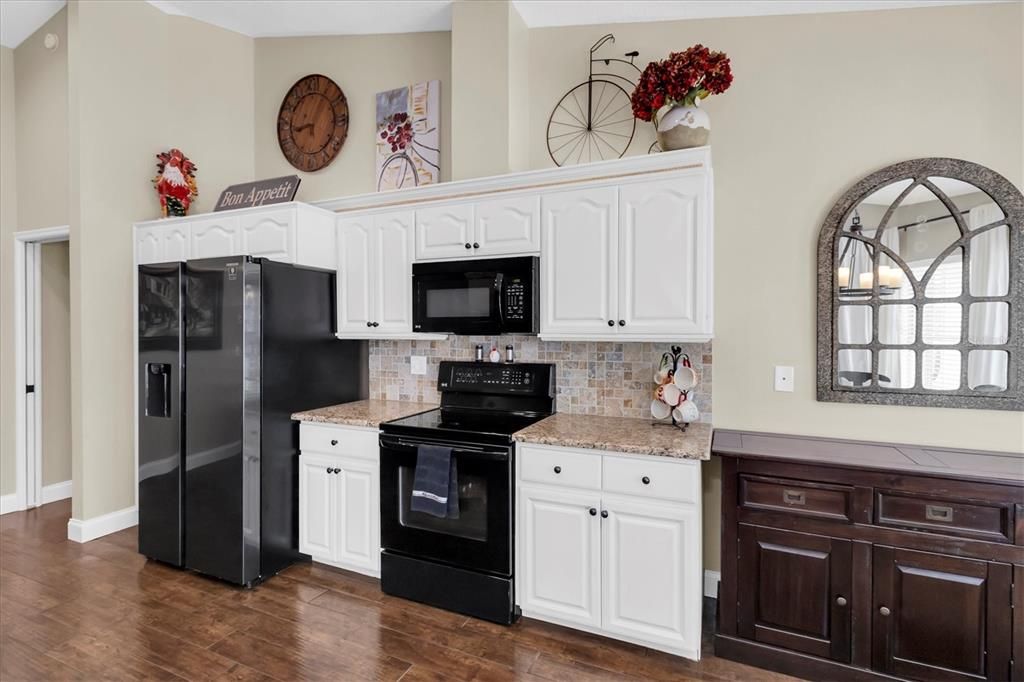 Active With Contract: $525,000 (3 beds, 2 baths, 2169 Square Feet)