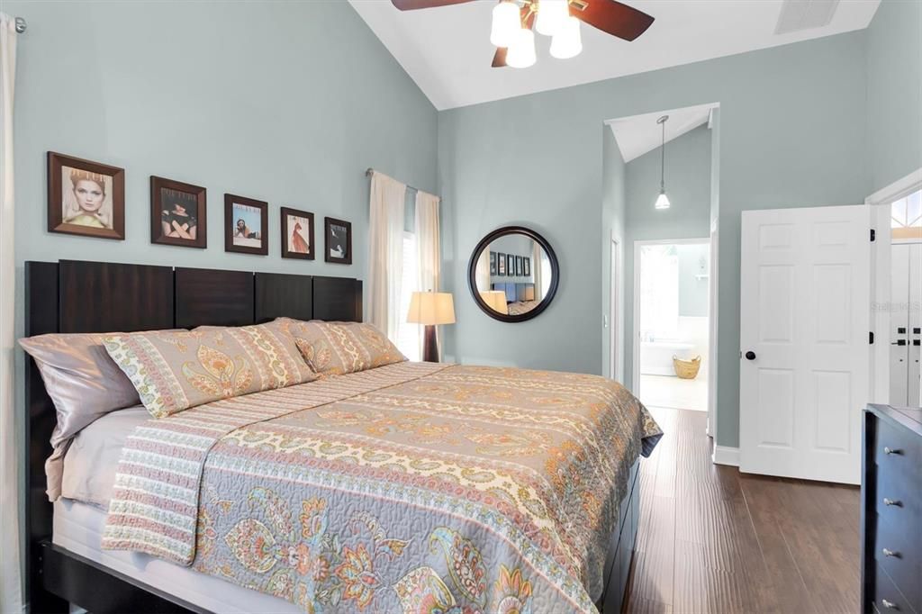 Active With Contract: $525,000 (3 beds, 2 baths, 2169 Square Feet)