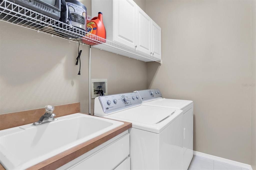 Active With Contract: $525,000 (3 beds, 2 baths, 2169 Square Feet)