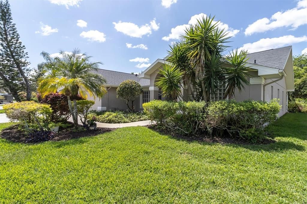 Active With Contract: $525,000 (3 beds, 2 baths, 2169 Square Feet)