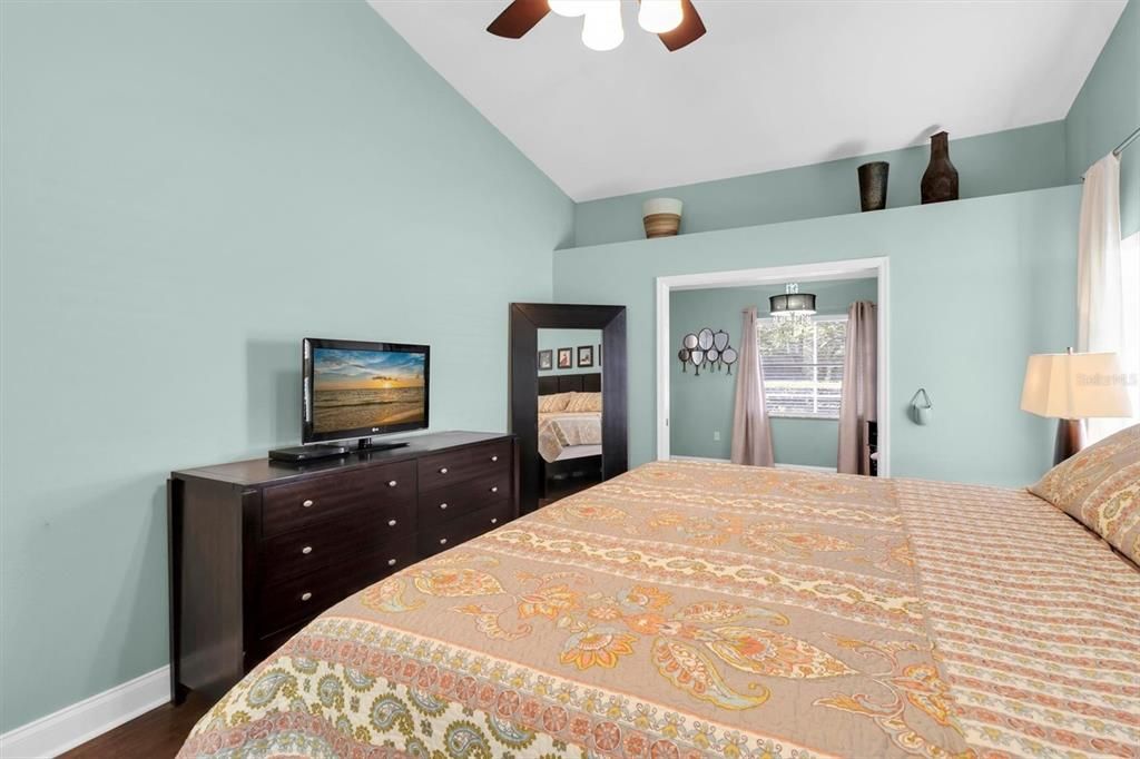 Active With Contract: $525,000 (3 beds, 2 baths, 2169 Square Feet)
