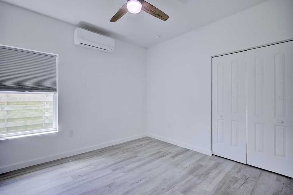 For Sale: $249,900 (3 beds, 2 baths, 1327 Square Feet)