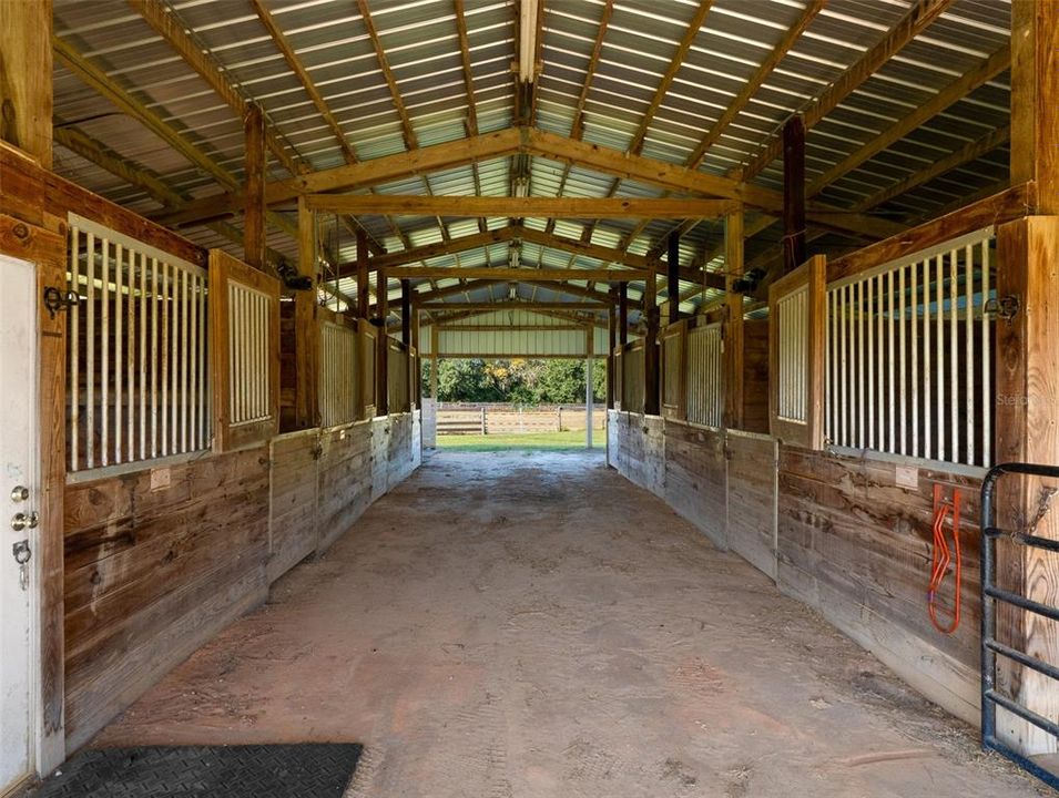 На продажу: $1,290,000 (3 спален, 2 ванн, 2413 Квадратных фут)