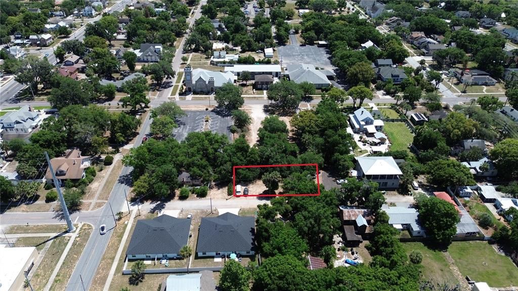 На продажу: $84,900 (0.26 acres)