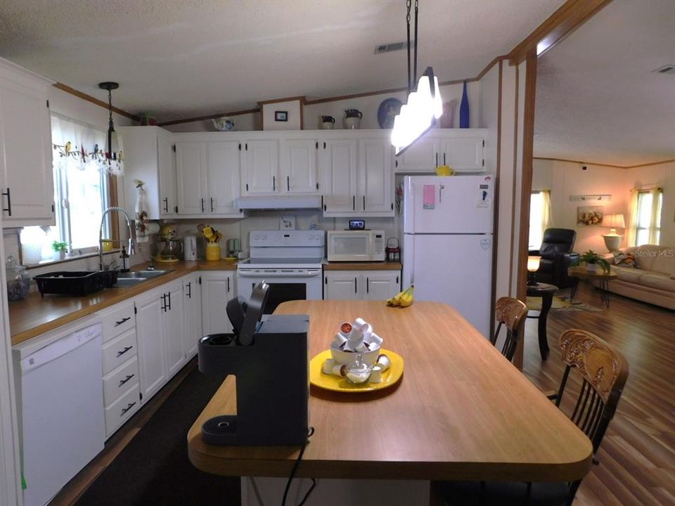 Activo con contrato: $174,900 (2 camas, 2 baños, 1518 Pies cuadrados)