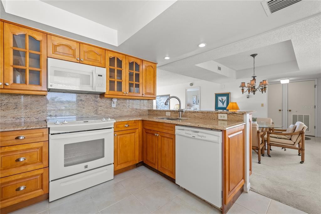 En Venta: $299,900 (2 camas, 2 baños, 1055 Pies cuadrados)