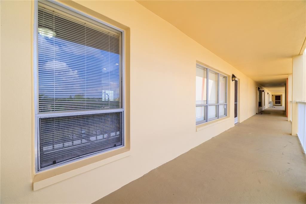 En Venta: $299,900 (2 camas, 2 baños, 1055 Pies cuadrados)